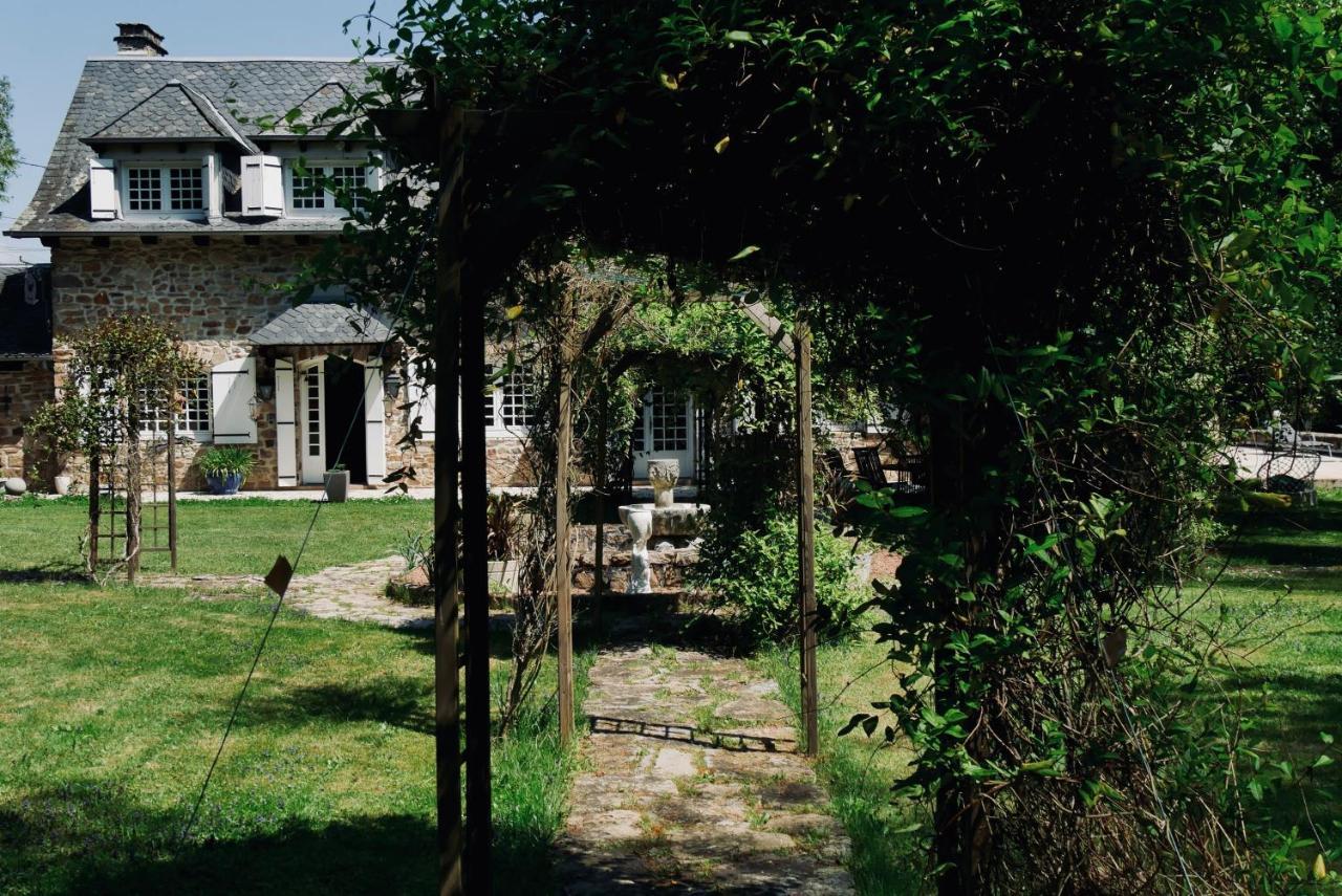 Manoir De Chantemerle Sainte-Fortunade Luaran gambar